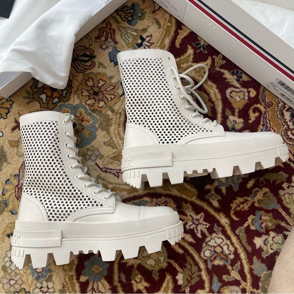 Moncler Carinne Boots Sz 36 - Picture 4 of 15